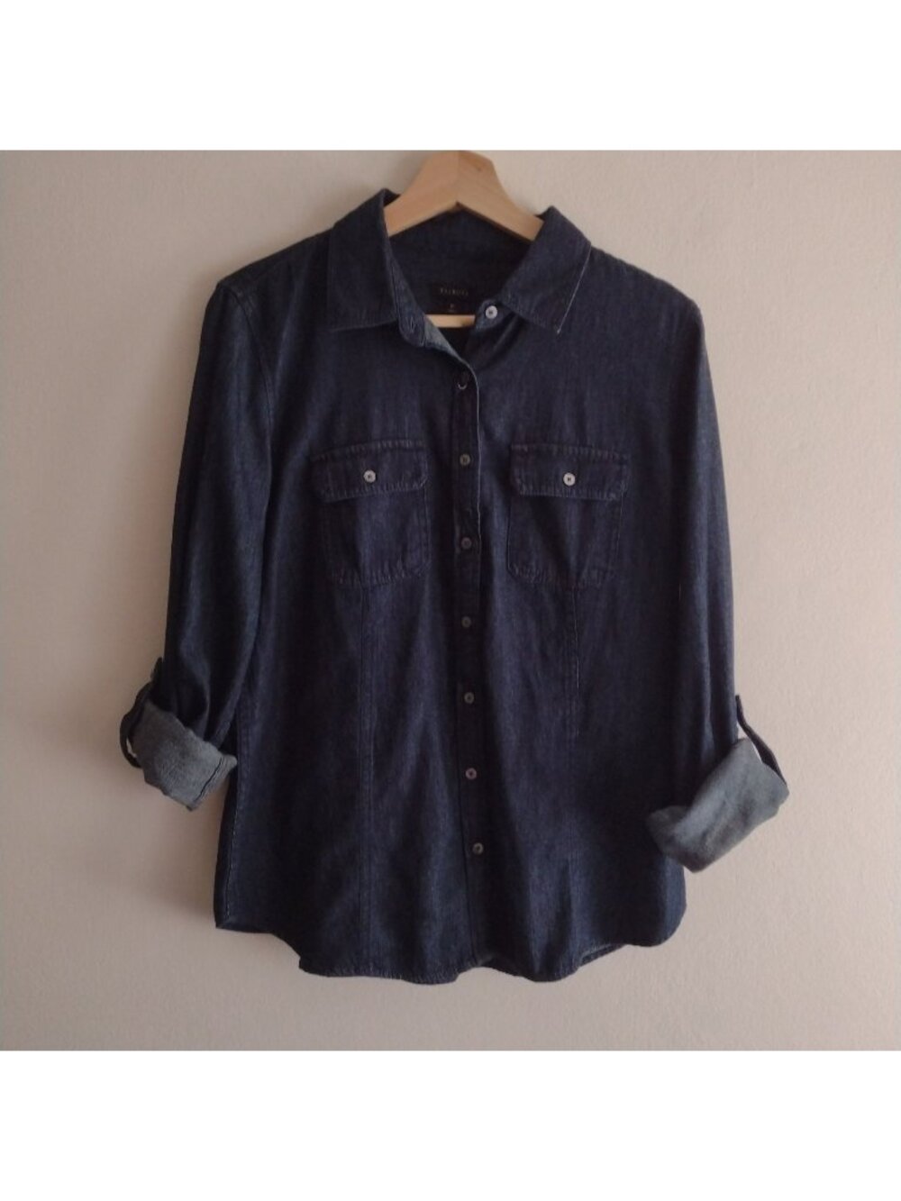 Talbots Denim Top 10 Button Front Heavy Dual Pocket Dark Chambray Shirt